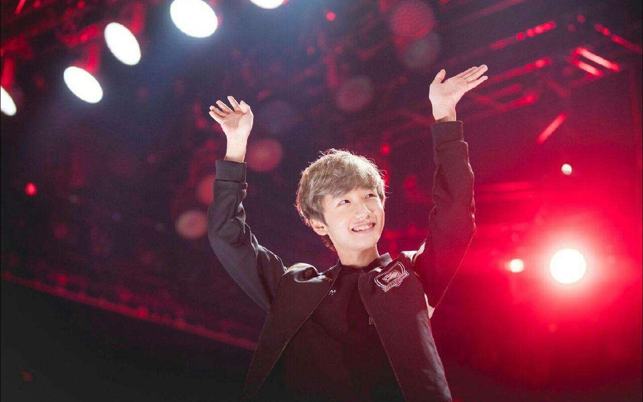 CLG碾压TSM，Peanut开启传奇时刻强强对话小组赛，留下经典瞬间