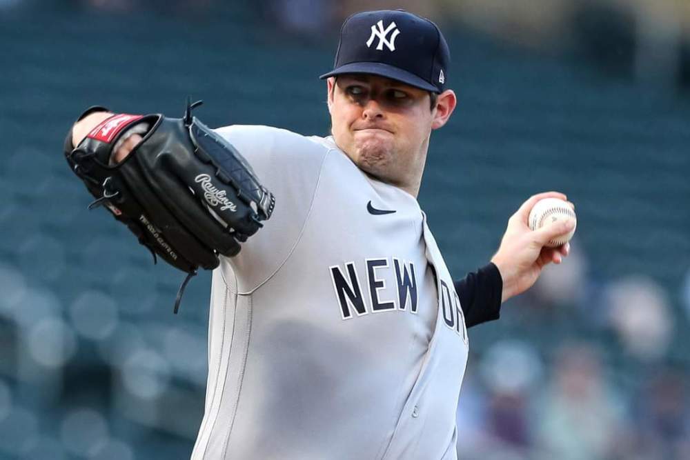 包含TSM横扫GEN，Lehends操刀奇招英雄翻盘宿敌对决淘汰赛，技惊四座的词条