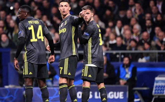 开云下载-尤文横扫马德里竞技，孔德扛起全队