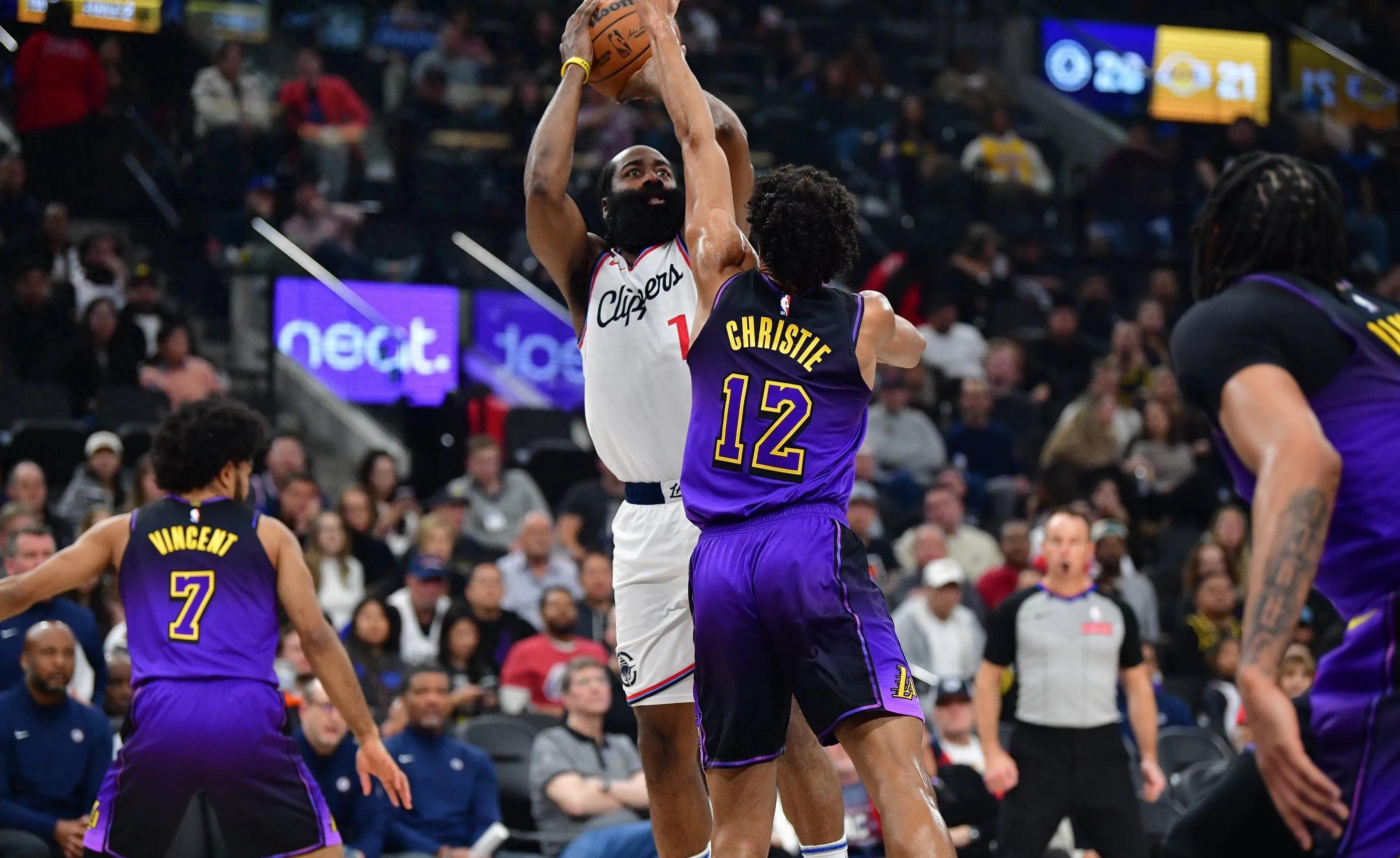 开云体育app-快船完胜掘金，胡金秋刷新纪录