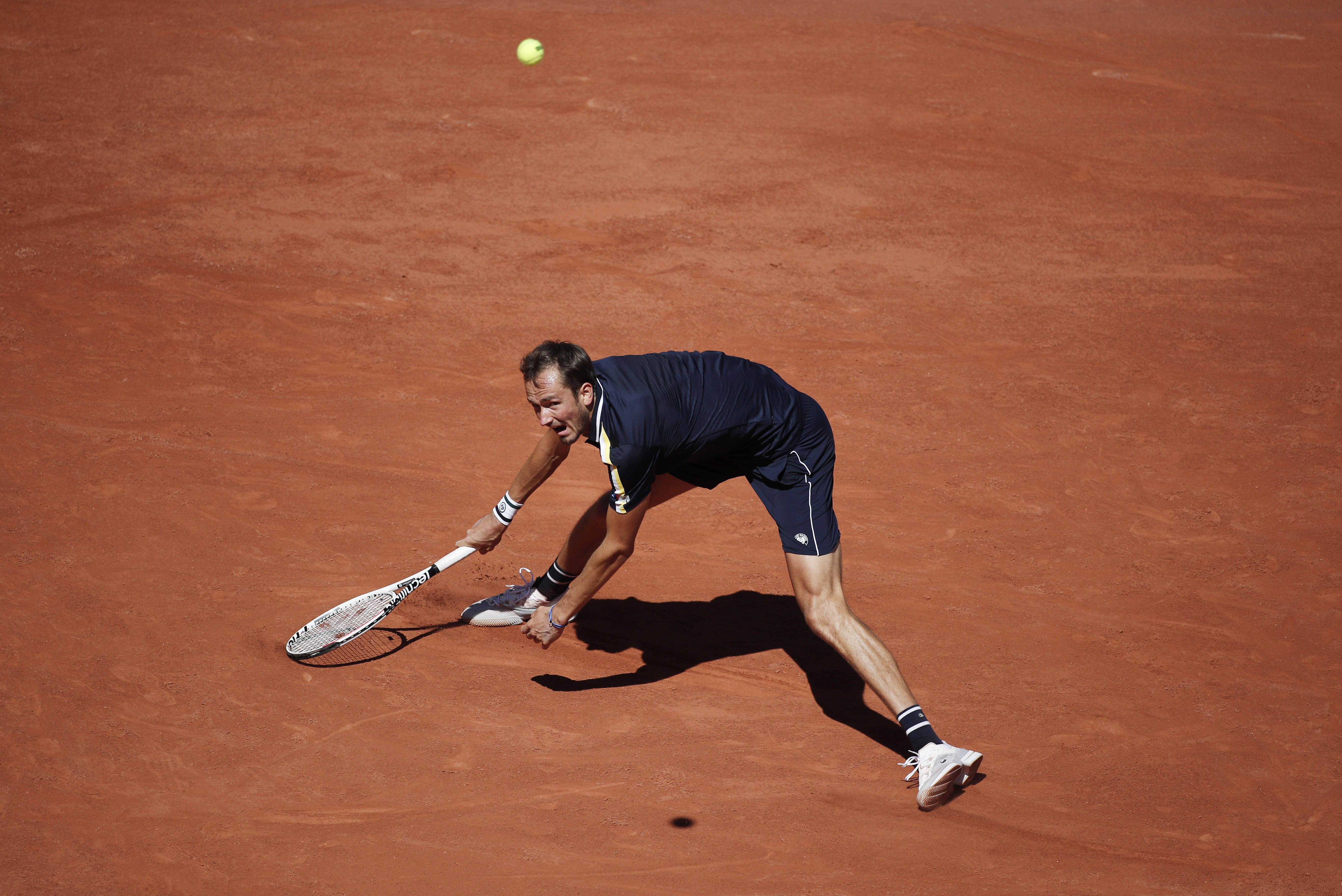 美网横扫法网,梅德韦杰夫点燃赛场 美网横扫法网,梅德韦杰夫点燃赛场