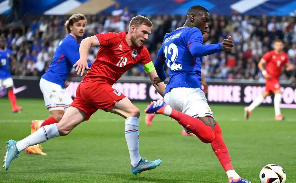 开云平台-奥地利队完胜日本队，奥恰洛夫高光表现