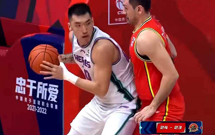 深圳队鏖战青岛队，陶汉林带队取胜