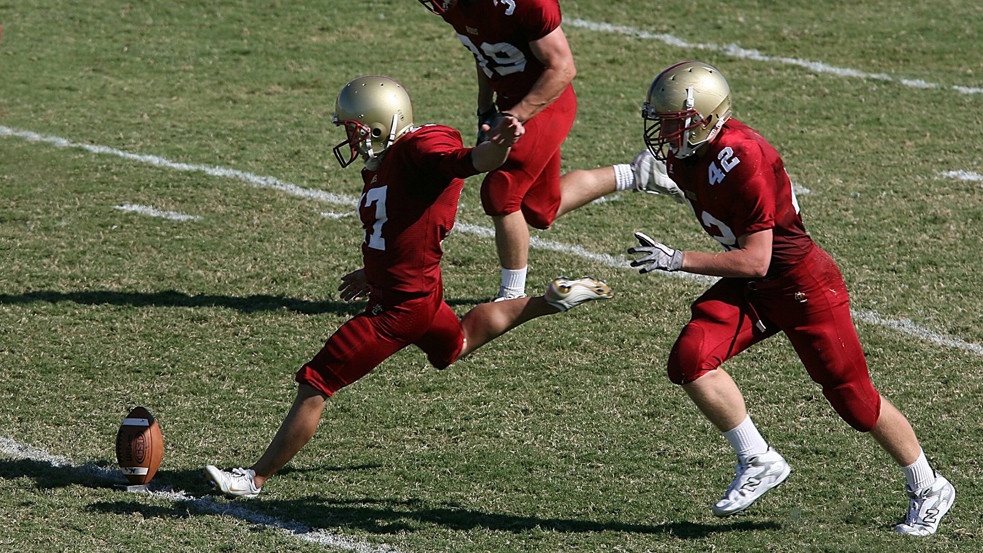 联防绞杀+末节之王!热火靠防守掐灭雷霆,乔治高效26分展现巨星价值